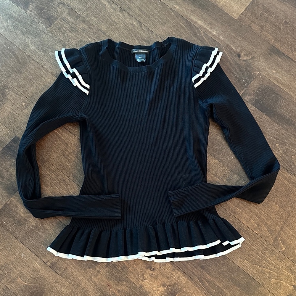 Club Monaco ruffle knit top with white detail - size small